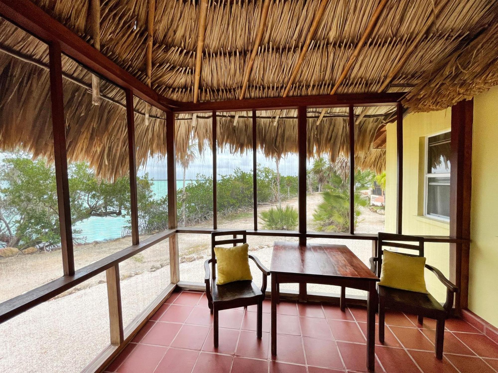 Orchid Bay Resort Corozal Rum bild