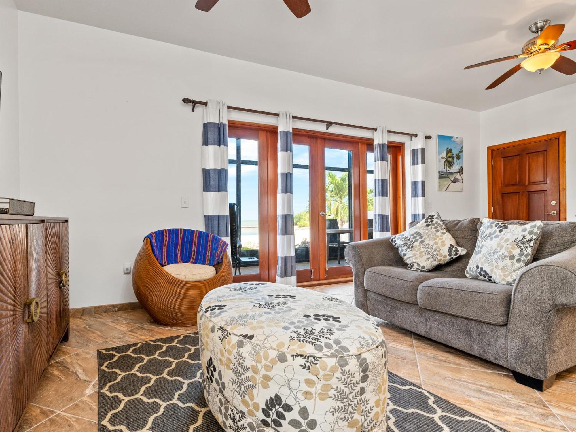 Orchid Bay Resort Corozal Rum bild
