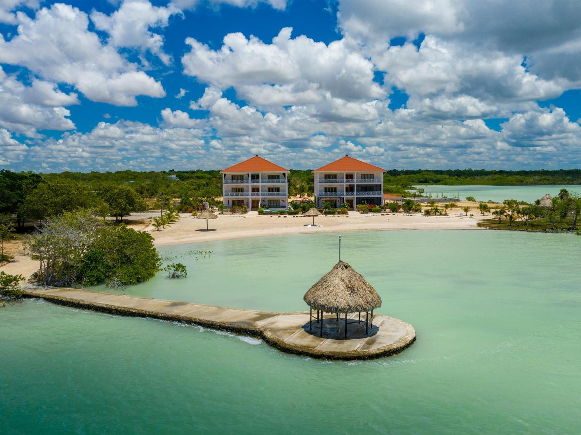 Orchid Bay Resort Corozal Exteriör bild