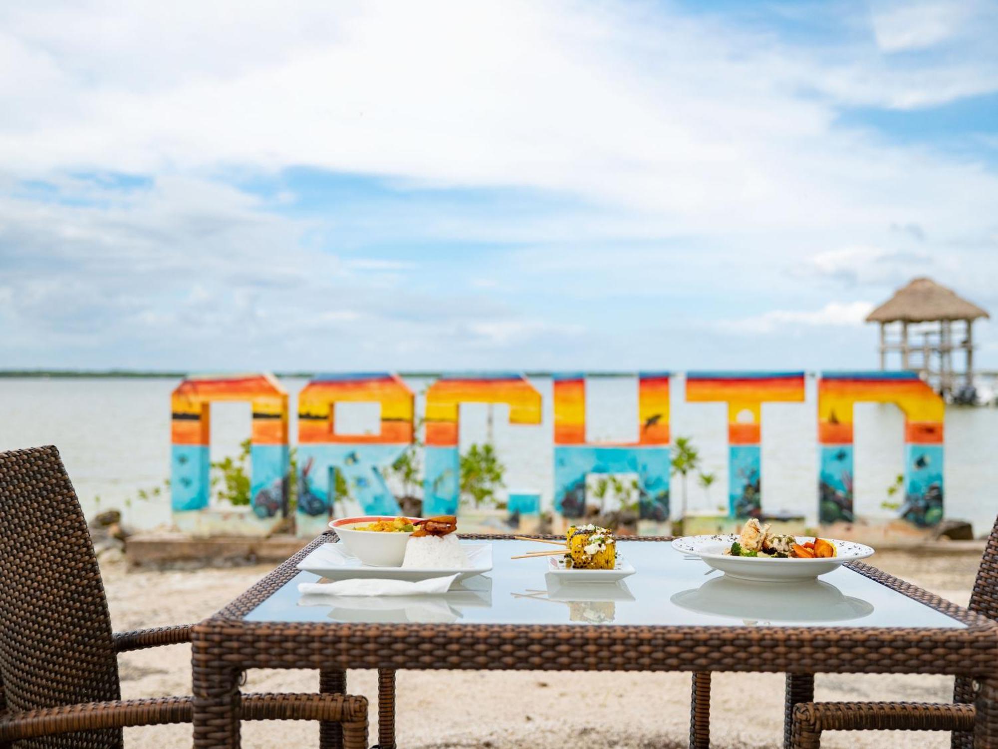 Orchid Bay Resort Corozal Exteriör bild